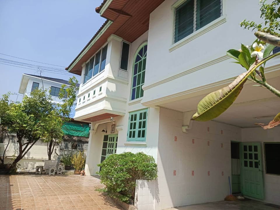 รูป R2954 ให้เช่าบ้านเดี่ยว 2 ชั้น โชคชัย 4 ลาดพร้าววังหิน 24 หลังมุม (ว่างค่ะ) ใกล้ MRT โชคชัย 4 - รูปที่ 6/25