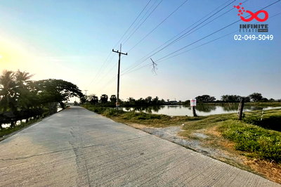 ที่ดิน บางเลน นครปฐม : ขายที่ดิน 36 ไร่เศษ ทางหลวง 375 ดอนตูม บางเลน นครปฐม