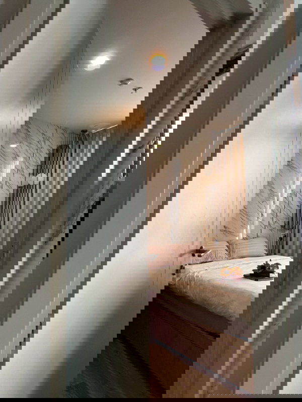 รูป Oka Haus: สัมผัสชีวิตหรูหราท่ามกลางใจกลางเมือง พร้อมบรรยากาศสุดอบอุ่น - รูปที่ 2/5