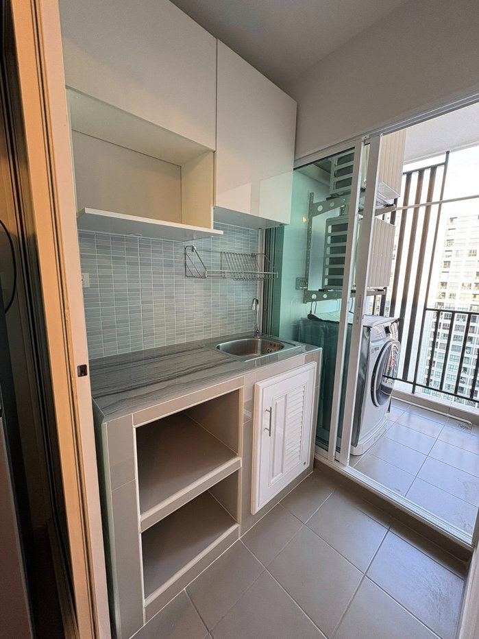 รูป 🔥 ห้องราคาดีมาก! Regent Home Bangna 28 ตร.ม. ชั้น 26 ราคาเพียง 11k ห้องสวย วิวสูง โล่ง โปร่งสบาย - รูปที่ 4/9