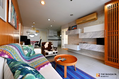 Condos for sale : ✨ Rare Large Unit – Serene Place Sukhumvit 24 near Bts Phrom Phong