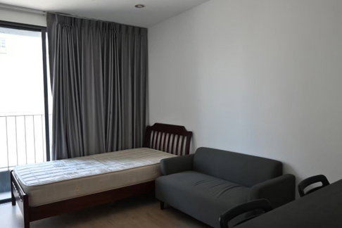 Ideo Q Chula Samyan【𝐑𝐄𝐍𝐓】🔥Modern style room, very minimalist, lots of storage space, very pleasing to the eye ! 🔥 Contact Line ID: @hacondo
