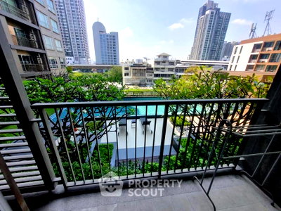 Condos for sale : 1-BR Condo at Hive Taksin near BTS Wongwian Yai (ID 2522355)