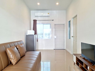 ทาวน์โฮมให้เช่า :  For ren🏠 Townhome  โครงการDiya Valley Saraphi เนื้อที่17 ตร.ว. 2 นอน 1 ห้องเอนกประสงค์ 3 ห้องน้ำ  ค่าเช่า 17,000/เดือน  