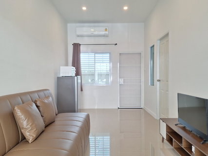 รูปภาพ  For ren🏠 Townhome  โครงการDiya Valley Saraphi เนื้อที่17 ตร.ว. 2 นอน 1 ห้องเอนกประสงค์ 3 ห้องน้ำ  ค่าเช่า 17,000/เดือน  
