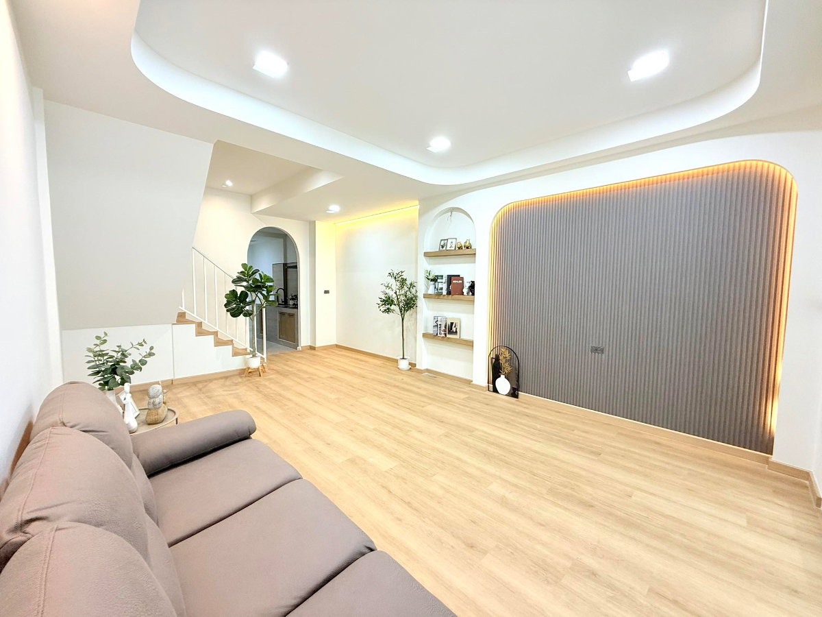 รูป 📣 ขายบ้านรีโนเวท 🚩ทำเลดี-ลาดพร้าว 101 🔧รีโนเวทใหม่ทั้งหลัง พร้อมเข้าอยู่ 🏡 บ้านเนื้อที่ 17 ตร.ว. 3 ห้องนอน 2 ห้องน้ำ 🌟 ราคาเพียง 3.59 ล้านบาท - รูปที่ 3/12