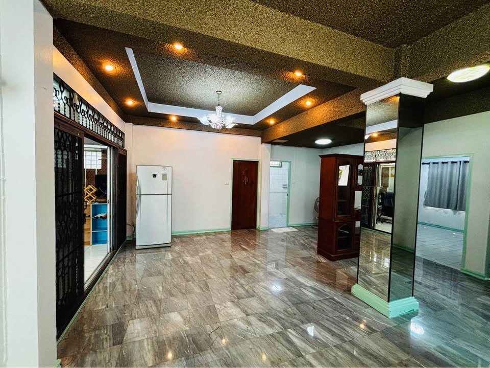 รูป R2954 ให้เช่าบ้านเดี่ยว 2 ชั้น โชคชัย 4 ลาดพร้าววังหิน 24 หลังมุม (ว่างค่ะ) ใกล้ MRT โชคชัย 4 - รูปที่ 9/25