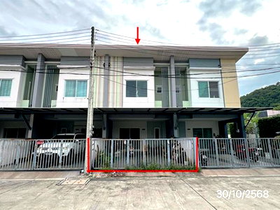 TOWN HOUSE 21.9 Sq.w. Si Racha Chonburi for 2.2M