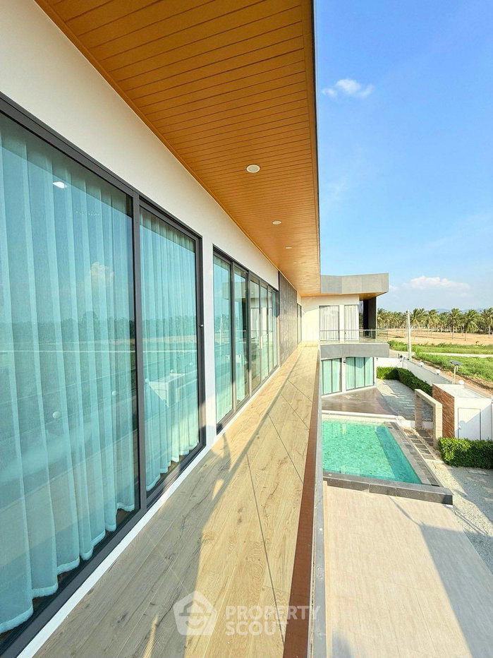 รูป บ้าน 6-ห้องนอน ใน บางละมุง (ID 2093749) - รูปที่ 6/9