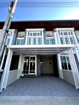 เช่าทาวน์โฮม เชียงใหม่ : 🏡 ให้เช่าบ้าน Golden Town รวมโชค เชียงใหม่ ใกล้ Central Festival  บ้านทำเลดี ใกล้รวมโชค เดินทางสะดวก เข้าเมืองง่าย