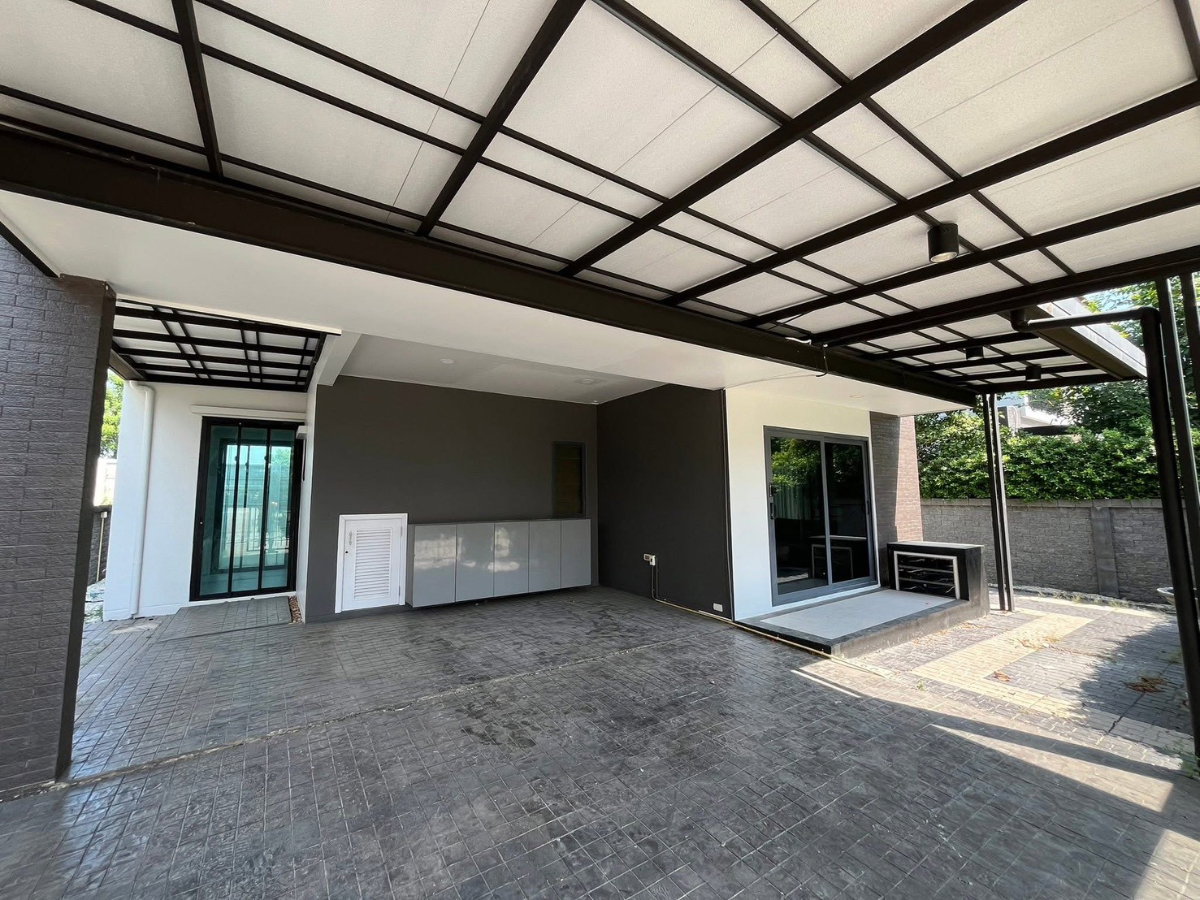 รูป 🏡✨ ปล่อยเช่าบ้านเดี่ยวหรู 2 ชั้น บริทาเนีย บางนา กม.12 3 ห้องนอน 3 ห้องน้ำ รีโนเวทใหม่ทั้งหลัง พร้อมอยู่ทันที บรรยากาศเงียบสงบ เป็นส่วนตัวสูง - รูปที่ 2/15