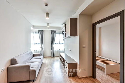2-BR Condo at Ideo Sathorn-Wongwian Yai near BTS Wongwian Yai (ID 2523600)