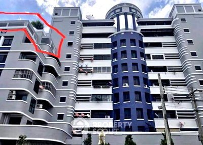 Condos for sale : 2-BR Condo at Sun Palace Condominium in Bang Kapi (ID 2316553)