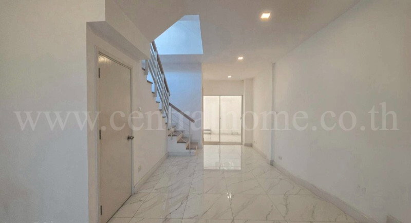 รูป โฮมออฟฟิศ 3 ชั้น หลังมุม 19.7 ตารางวา โครงการอาร์ เค พาร์ค 2 สายไหม - รูปที่ 3/16