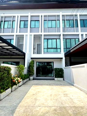 ทาวน์โฮม ลาดพร้าว 71 : MTS1 ทำเลทองลาดพร้าว! ขายโฮมออฟฟิศ 3 ชั้น หลังใหญ่ 3 นอน 4 น้ำ ตกแต่งพร้อมอยู่ ใกล้ รร.สตรีวิทยา 2 และเลียบด่วนฯ