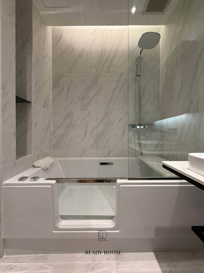 picture @Condorental condo for rent The Room Sukhumvit 38 - 24/26
