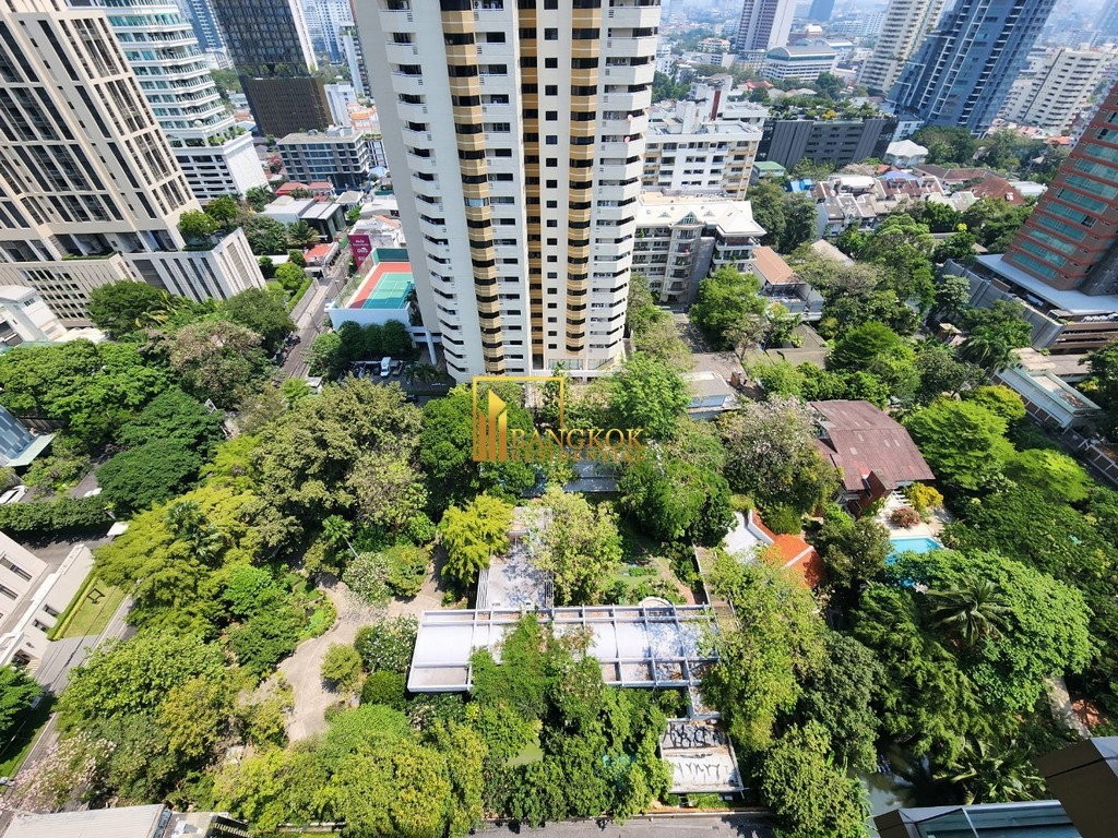 รูป Vittorio Sukhumvit 39 | Luxurious 2 Bedroom Condo For Rent - BR13784CD - รูปที่ 8/41
