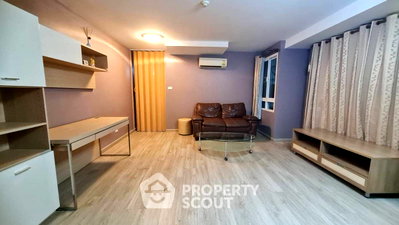 Condos for sale : 2-BR Condo at Chateau In Town Ratchada 17 near MRT Sutthisan (ID 2722449)