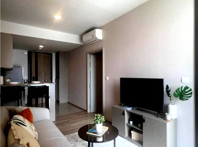 Condos for rent : Oka Haus: A Central Gem Offering Stylish Living and Ultimate Convenience