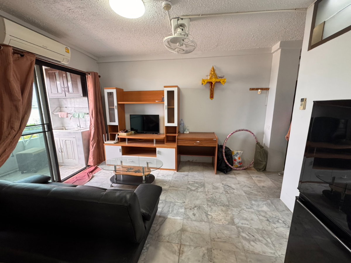 picture Condo For Rent!!Dynasty Condominium - 4/17