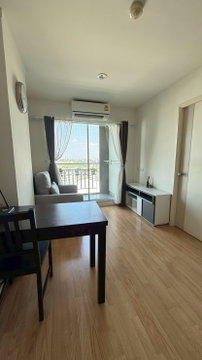 Selling a 28 sq.m. studio apartment at Life One Wireless.