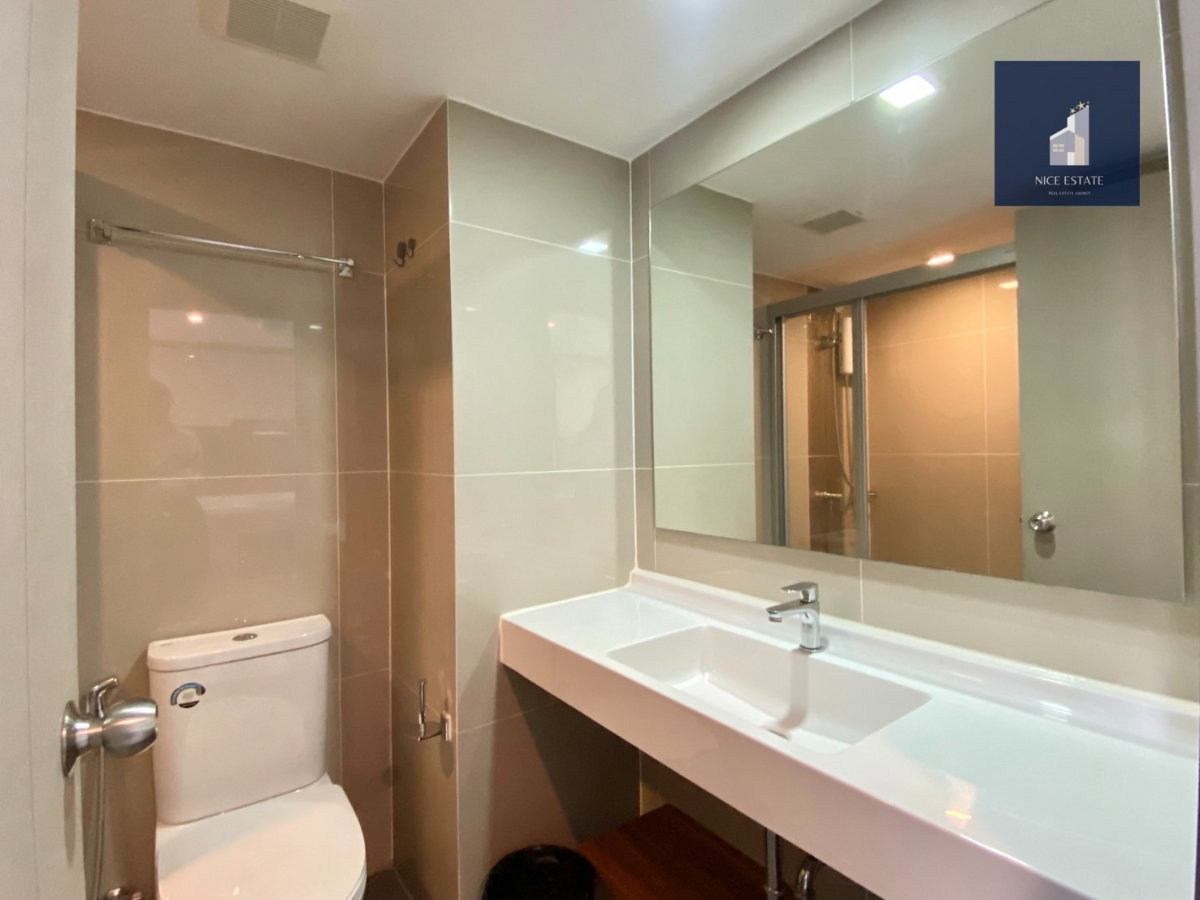 รูป Ideo Rama 9-Asoke Studio Hybrid on High Floor take City View - รูปที่ 9/12