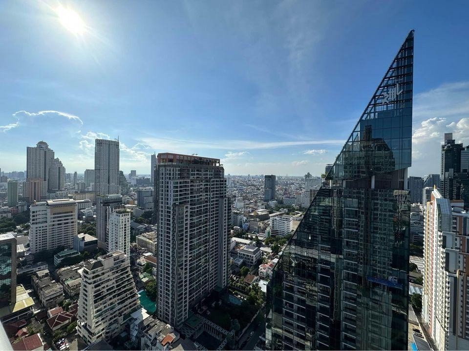 รูป Silom Suite สีลม สวีท คอนโด ให้เช่า 2 ห้องนอน 1 ห้องน้ำ ราคา 26000 บาท เท่านั้น Line : @apopplace - รูปที่ 6/13