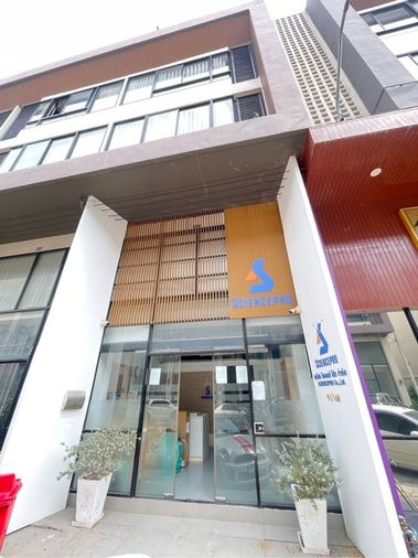 ขายด่วนอาคารพาณิชย์4ชั้นพร้อมลิฟท์ใกล้ตลาดไทย