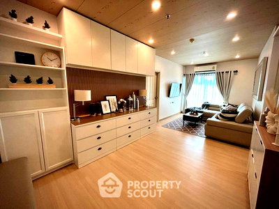 Condos for rent Chaturathit Road : 3-BR Condo at Supalai Veranda Rama 9 in Bang Kapi (ID 2755541)