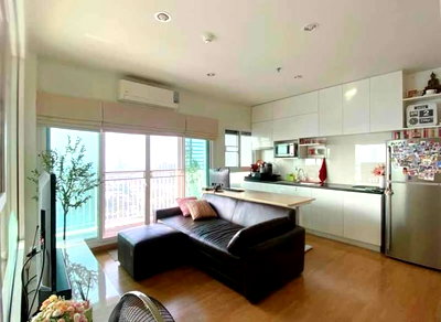 ขายคอนโด : RARE ITEM!! "ห้องมุม (ผนังไม่ติดใคร) ชั้นสูง(32) วิวสวย สภาพกริบ ฟิกส์ที่จอดรถหน้าทางเข้าชั้น2 เจ้าของขายเอง"