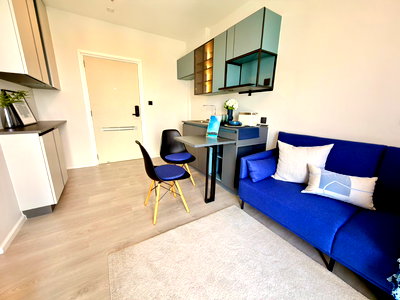 Condos for rent Bangkok : Condo for rent next to MRT Blue Line Phetkasem 48 Station at The Key MRT Phetkasem 48. Convenient location near Siam University 