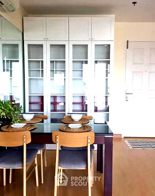 Condos for rent Soi Sukhumvit 71 : 2-BR Condo at Life @ Sukhumvit 65 near BTS Phra Khanong (ID 2254065)