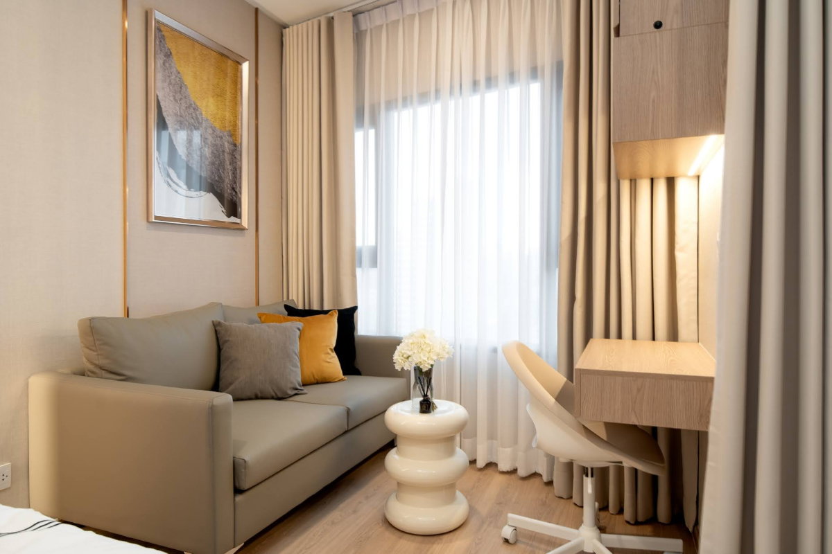 รูป ให้เช่า ✨Life Rama 4 - Asoke ✨ Studio ขนาด 26.72 ตรม เฟอร์ครบมีโซนทำงาน😍 ใกล้ MRT ศูนย์สิริกิติ์🚆 - รูปที่ 1/10