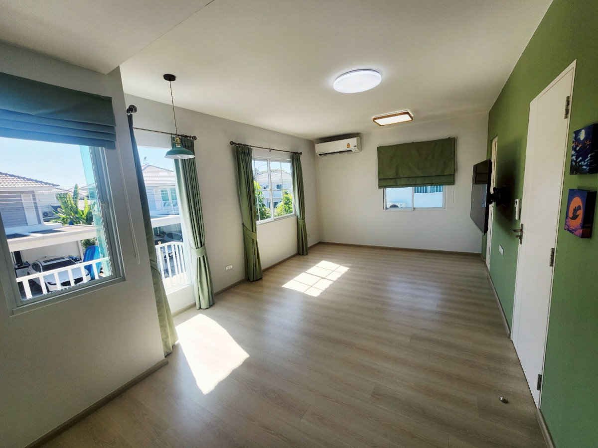 รูป ขายบ้านแฝด 2 ชั้น โครงการวิลลาจจิโอ ประชาอุทิศ 90 ราคาดี ขายขาดทุน ต่ำกว่าซื้อจากโครงการสภาพสวย พร้อมเข้าอยู่ทันที - รูปที่ 7/10