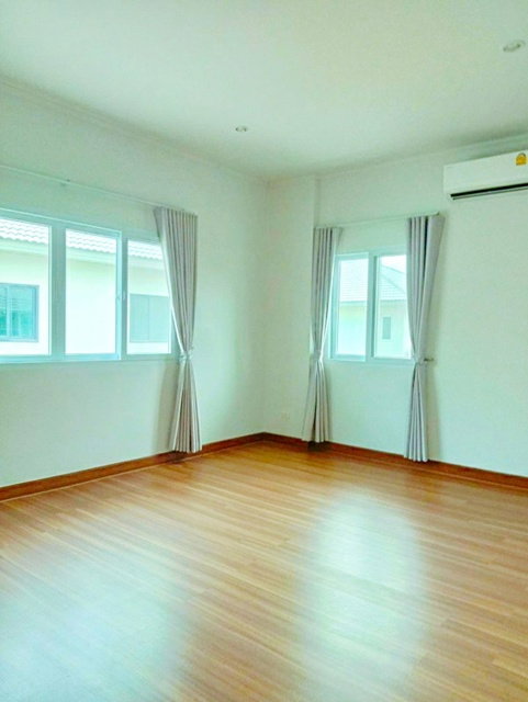รูป ถ.เลี่ยงเมืองนครราชสีมา แม็คโคร หัวทะเล1.36 กม. บ้าน คฤหาสน์หรู 4นอน 3น้ำ ใกล้รร.สารสาสน์ 800 ม. 62 ตร.ว.248 ตร.ม. ตลาดโอเอ็ม ไนท์ 600 ม. - รูปที่ 6/8