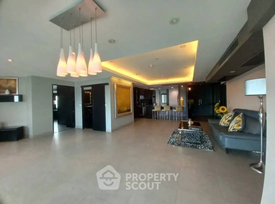 รูป คอนโด 3-ห้องนอน ที่ สาธร การ์เด้นส์ ใกล้ MRT สีลม (ID 2277130) - รูปที่ 9/11