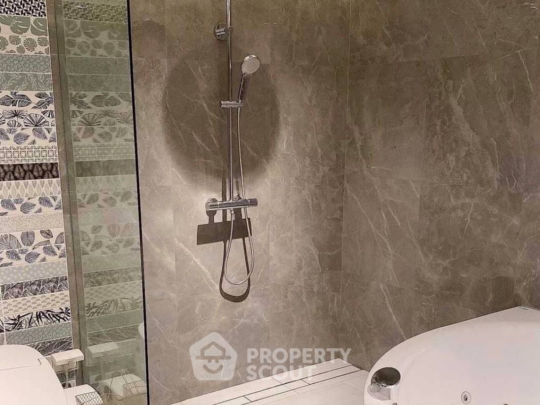 รูป คอนโด 3-ห้องนอน ที่ ณ วรา เรสซิเดนส์ ใกล้ BTS ชิดลม (ID 2758936) - รูปที่ 2/6