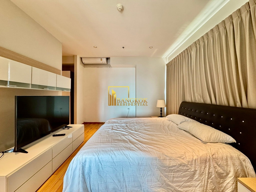 รูป Emporio Place | Contemporary 2 Bed Duplex Condo For Rent in Phrom Phong -  BR12468CD - รูปที่ 15/37