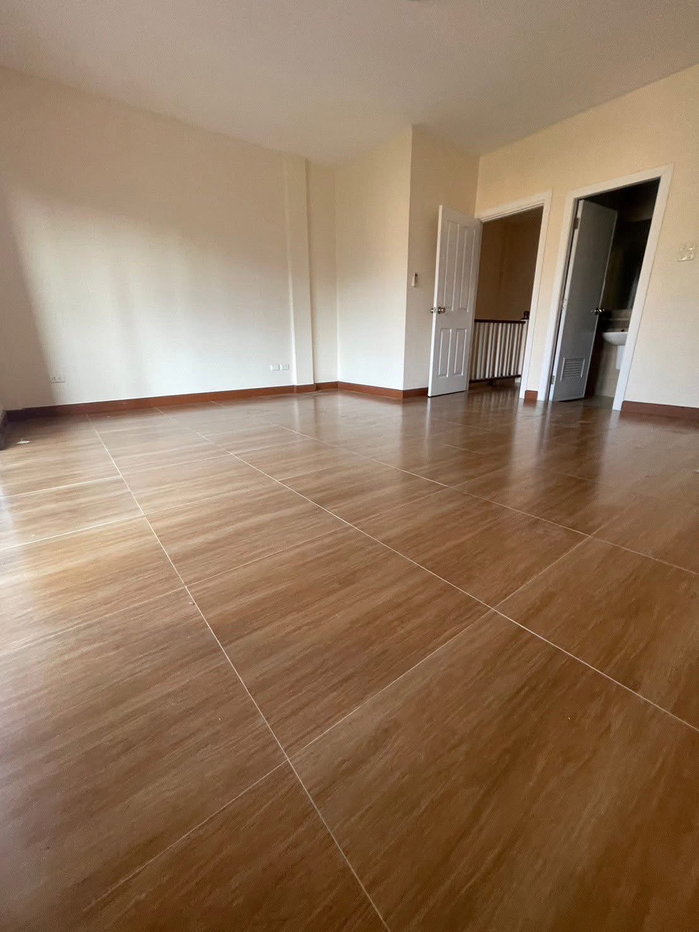 รูป 🏡✨ ทาวน์โฮมทำเลทอง “ม.ภุมรินทร์” ติดเซียร์รังสิต 3 ห้องนอน 4 ห้องน้ำพร้อมเข้าอยู่! 🌏 รับลูกค้าต่างชาติ / จดบริษัท - รูปที่ 13/17