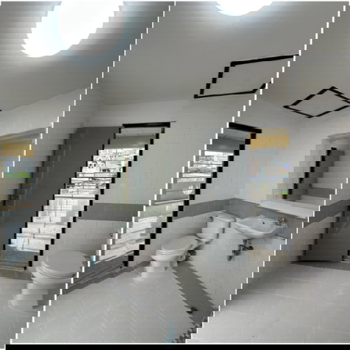 รูป ให้เช่า!! ทาวน์โฮม 3 ชั้น บ้านลูกกอล์ฟ พรีเมี่ยม ( หลังมุมถนนเมน ) ตรงข้ามไม่ชนใคร เมืองทองธานี ปากเกร็ด รีโนเวทใหม่ บ้านพร้อมเช่าทันที - รูปที่ 16/23