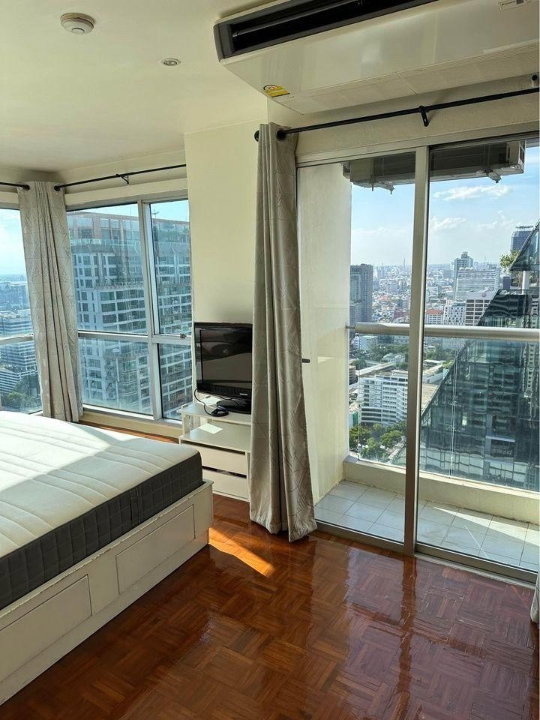 รูป Silom Suite สีลม สวีท คอนโด ให้เช่า 2 ห้องนอน 1 ห้องน้ำ ราคา 26000 บาท เท่านั้น Line : @apopplace - รูปที่ 9/13