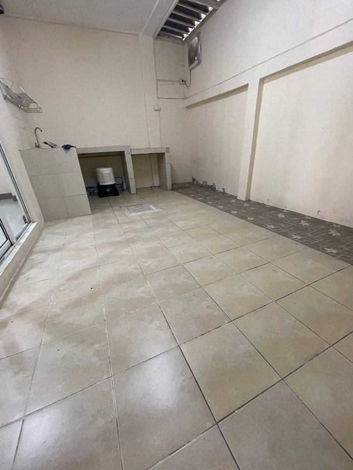 รูป 🏡✨ ทาวน์โฮมทำเลทอง “ม.ภุมรินทร์” ติดเซียร์รังสิต 3 ห้องนอน 4 ห้องน้ำพร้อมเข้าอยู่! 🌏 รับลูกค้าต่างชาติ / จดบริษัท - รูปที่ 15/17