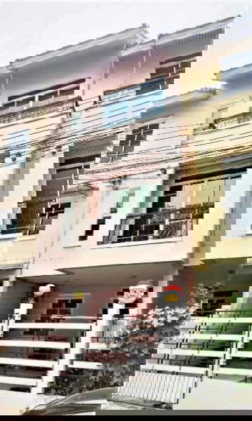 รูป 🏢✨ ขายและปล่อยให้เช่า โฮมออฟฟิศ 3 ชั้น สายไหม 54/1 3 ห้องนอน 4 ห้องน้ำ ติดถนนใหญ่ เข้า-ออกสะดวกสุด ๆ - รูปที่ 1/12