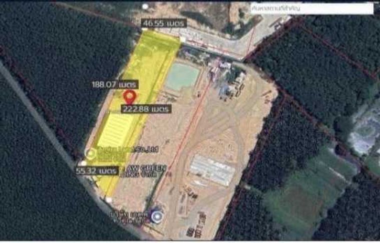 Warehouse and factory for sale in Ban Bueng, Chonburi. Yellow zone area, with all necessary factory permits included.