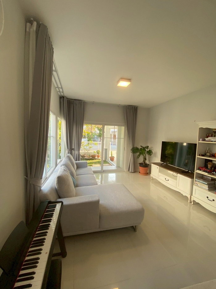 picture UV01916 - Villaggio Srinakarin :  MegaBangna - 5/11