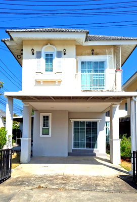 Twin houses for rent Promenada Chiang Mai : 
 Townhome for rent in Diya Valley Saraphi project, 39 sq.wa., 3 bedrooms, 3 bathrooms. Rental income 17,000 baht/month.
