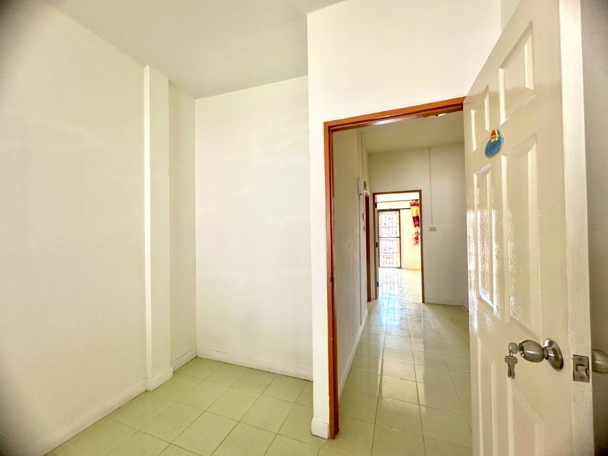 รูป ทาวน์เฮ้า2ชั้นสวย ทำเลทอง ตัวเมืองระยอง น้ำไม่ท่วม บ่ายไม่ร้อน - รูปที่ 15/26