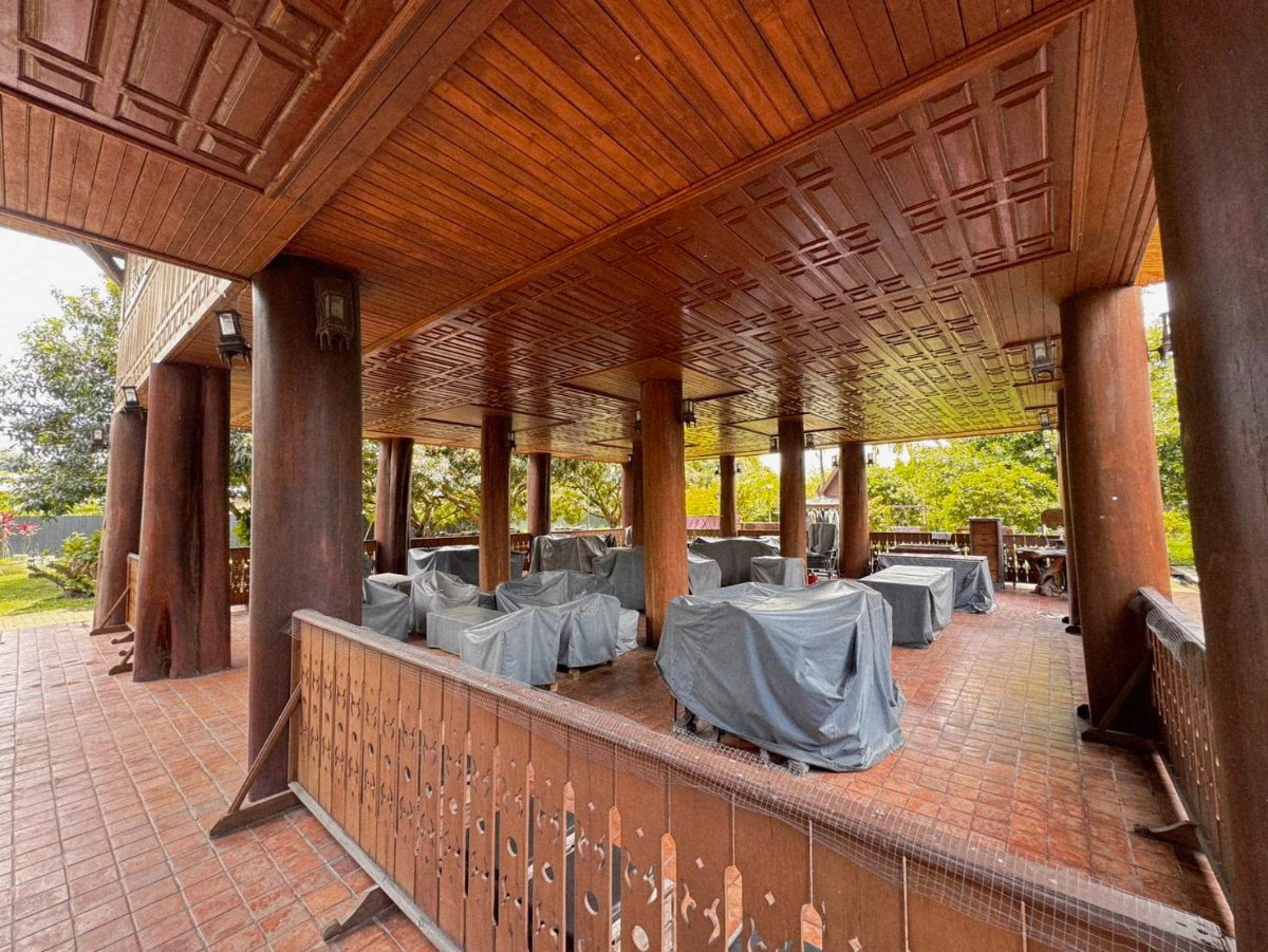 รูป  ขายที่ดินพร้อมบ้านไม้สักทอง ใจกลางทำเลทอง สันป่าเปา , สันทราย , เชียงใหม่  เนื้อที่ 1 - 3 - 61 ไร่ - รูปที่ 10/12