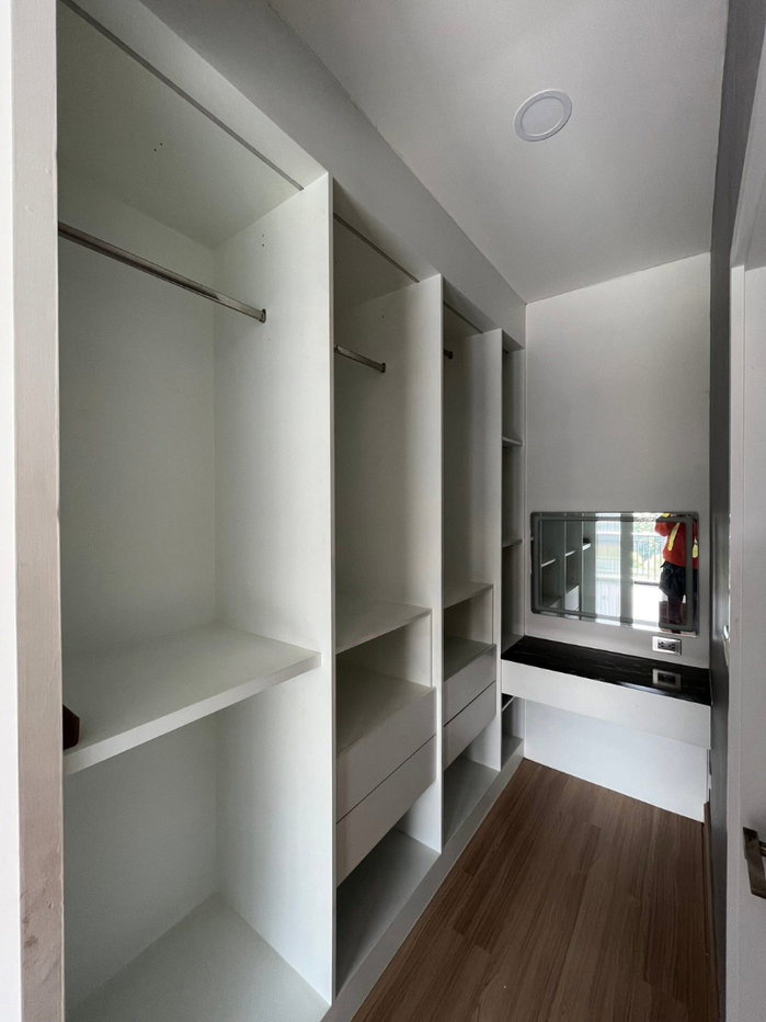 รูป 🏡✨ ปล่อยเช่าบ้านเดี่ยวหรู 2 ชั้น บริทาเนีย บางนา กม.12 3 ห้องนอน 3 ห้องน้ำ รีโนเวทใหม่ทั้งหลัง พร้อมอยู่ทันที บรรยากาศเงียบสงบ เป็นส่วนตัวสูง - รูปที่ 13/15
