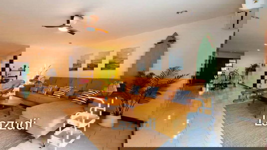 Direct Beachfront Grand Condotel Jomtien